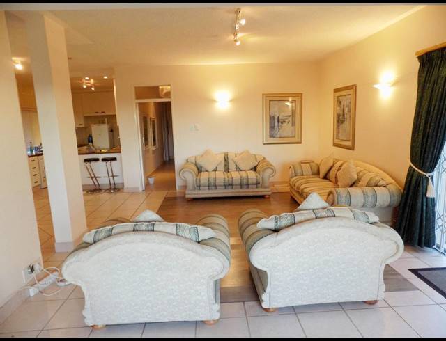3 BEDROOM APARTMENT RENTED IN SUMMERSTRAND